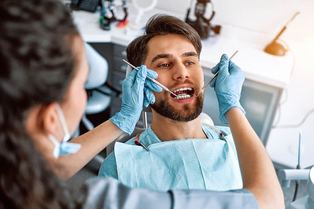a man access adult orthodontic treatment